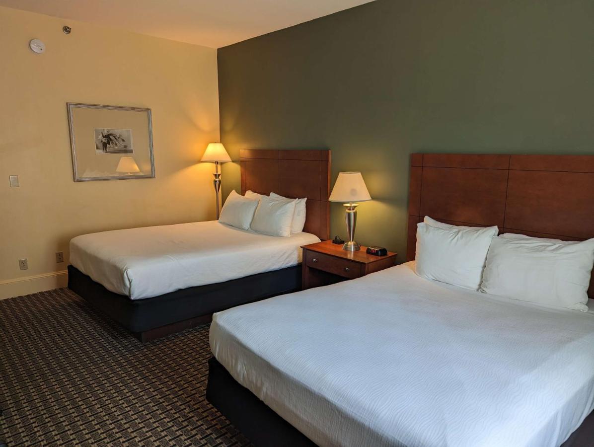 Best Western Plus Brunswick Bath Exterior photo