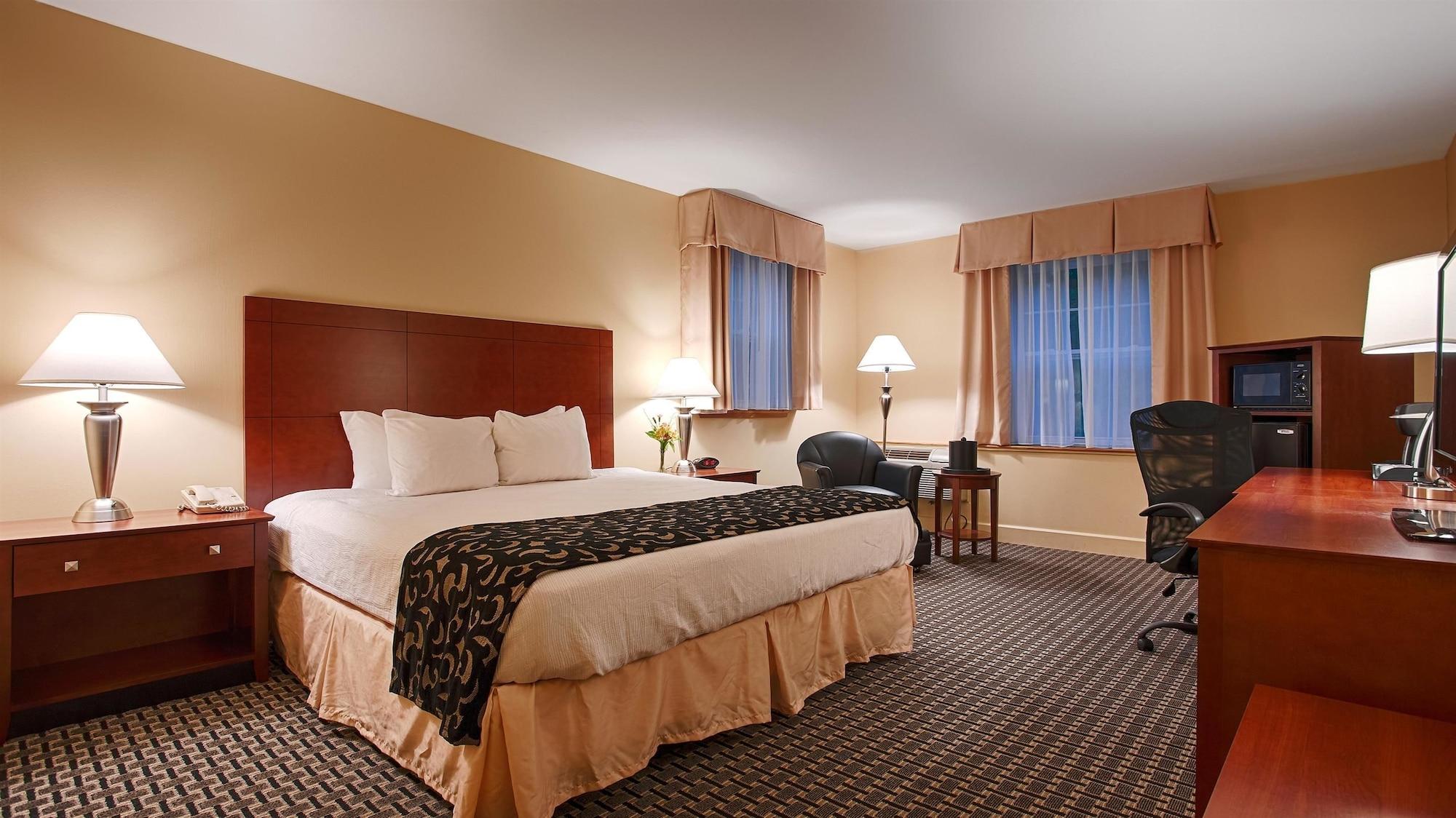 Best Western Plus Brunswick Bath Exterior photo