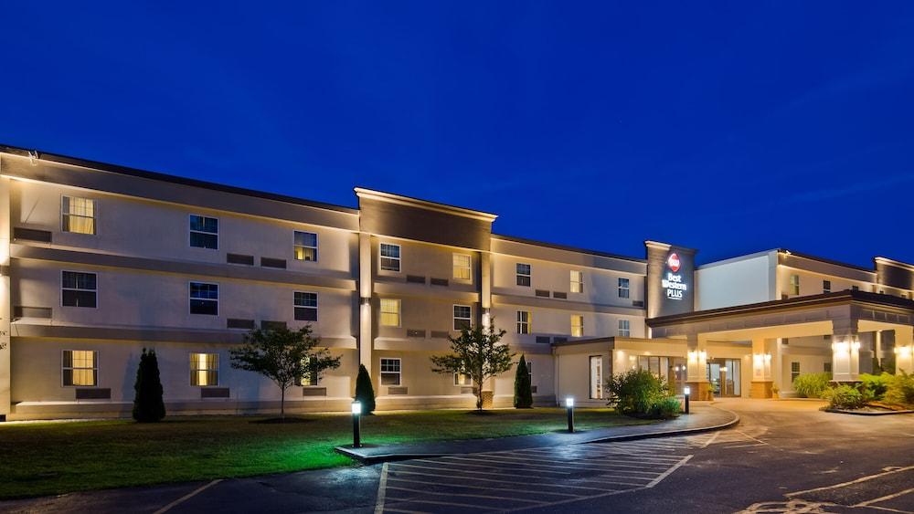 Best Western Plus Brunswick Bath Exterior photo